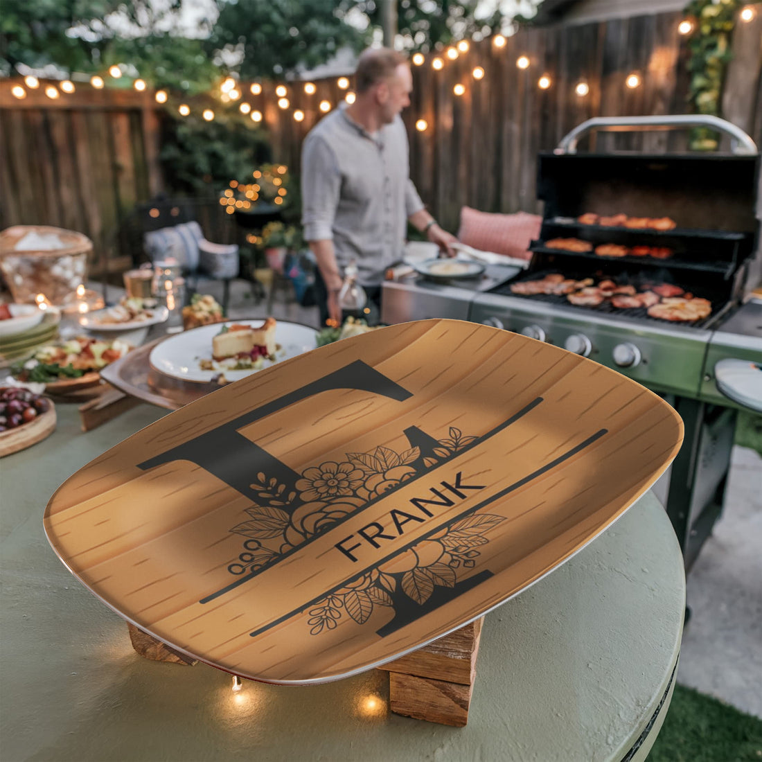 “The Personalized Platter Every Dad Will Use This Father’s Day”, “Add your family name “Customize Your Platter Below”