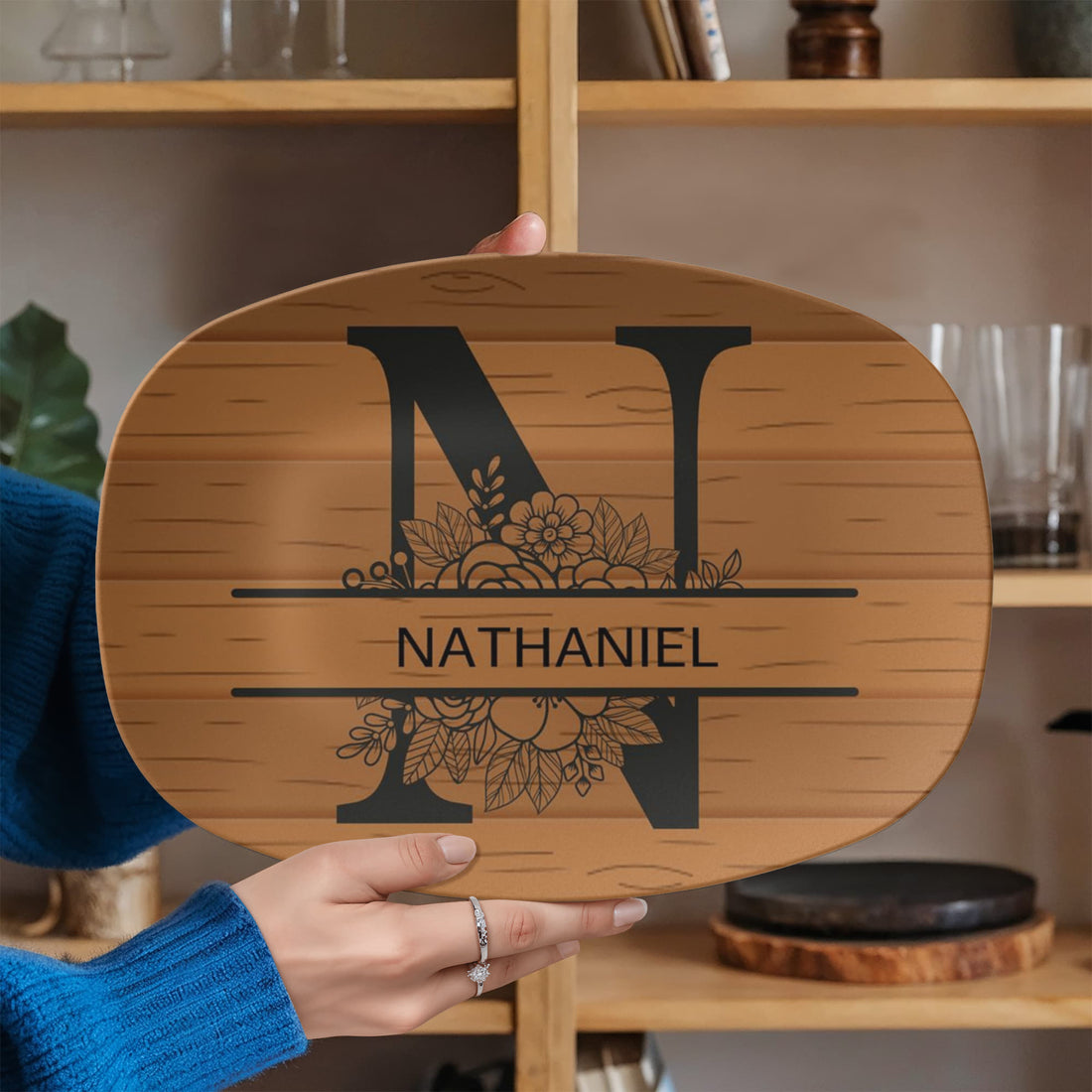 “The Personalized Platter Every Dad Will Use This Father’s Day”, “Add your family name “Customize Your Platter Below”