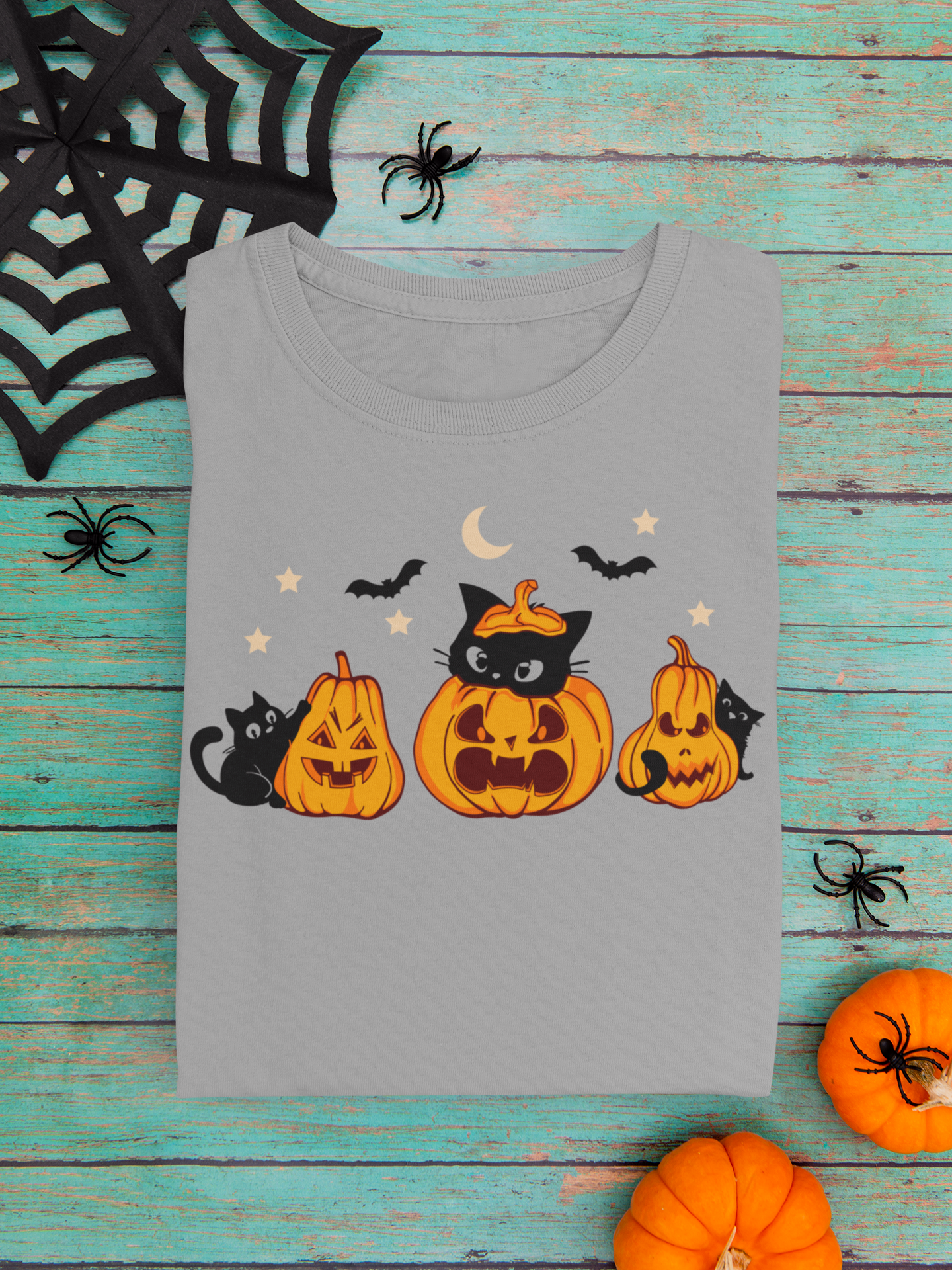 Halloween Season Short Sleeve T-Shirt | Spooky Black Cat | Pumpkin T-Shirt