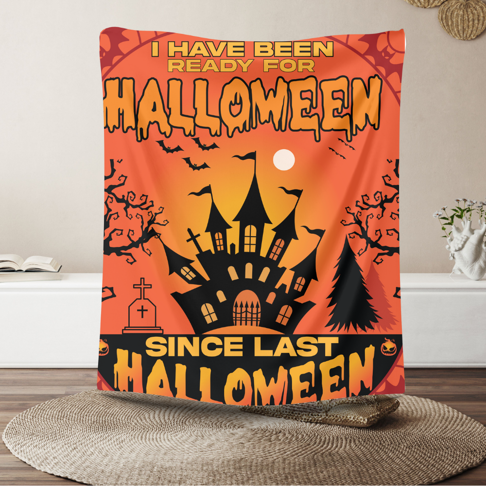 Halloween-Themed Cozy Blanket for Spooky Nights